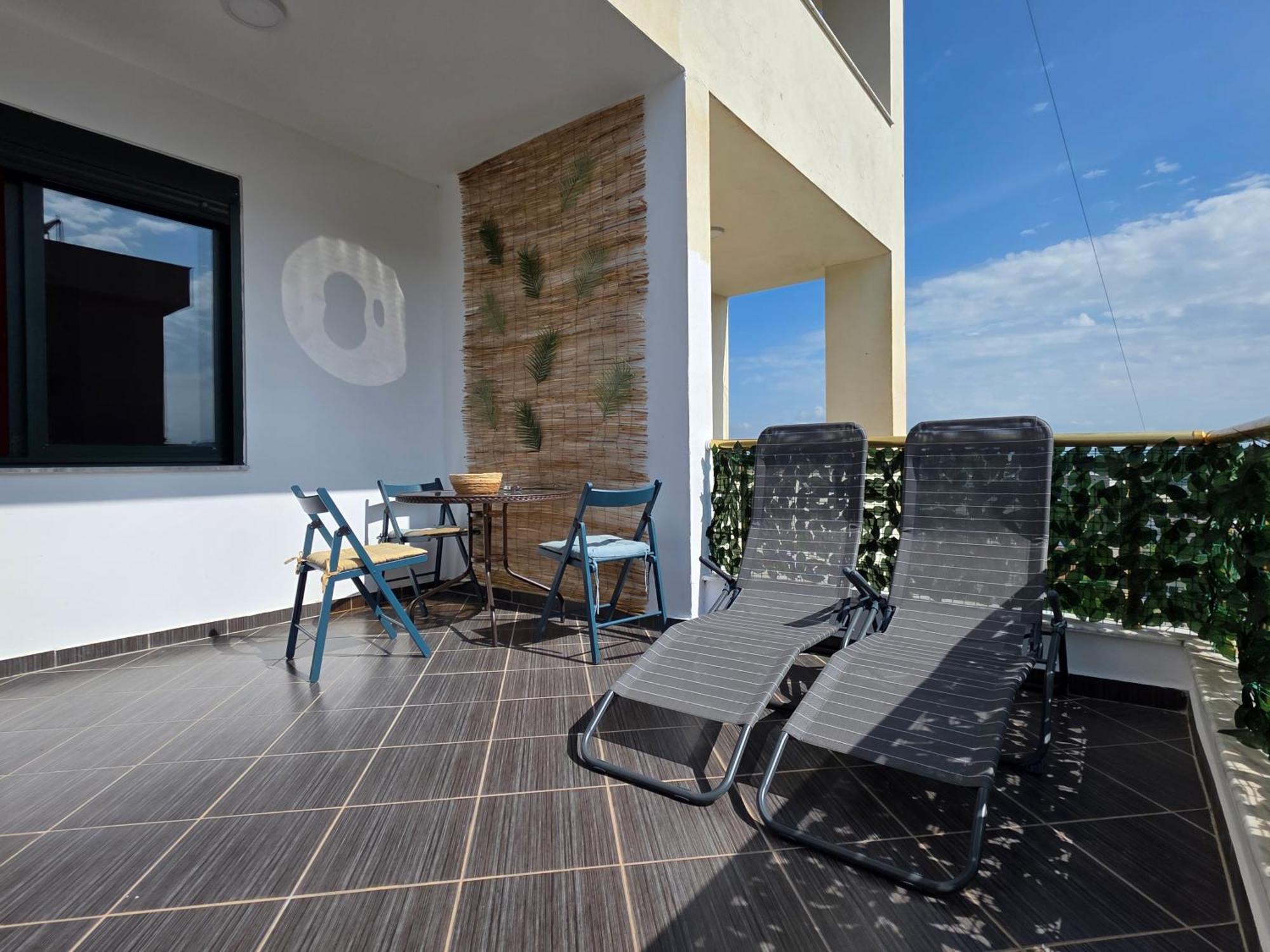 Tropic Apartment ดูร์เรส ภายนอก รูปภาพ